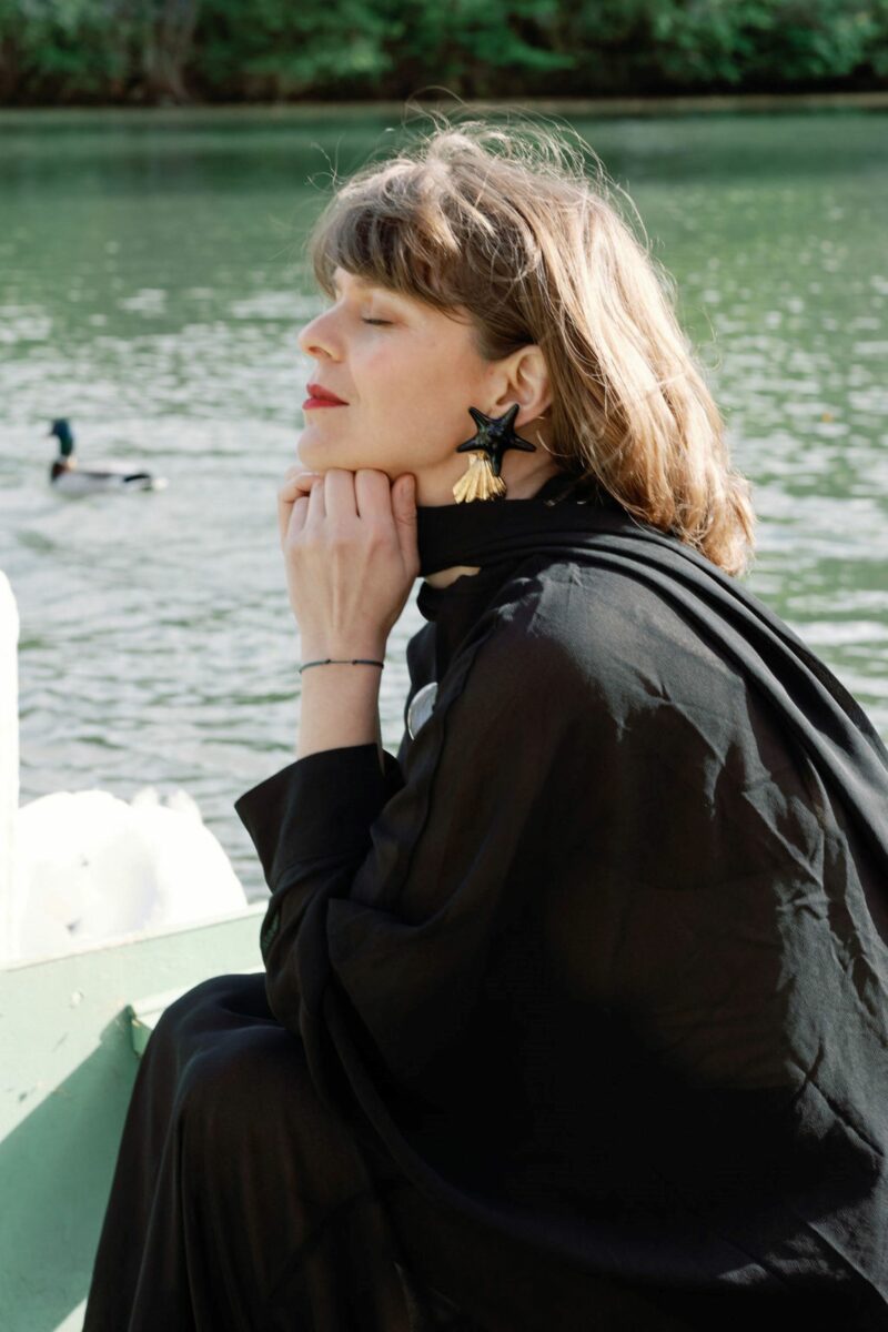 BLACK STARFISH HANDMADE EARRINGS