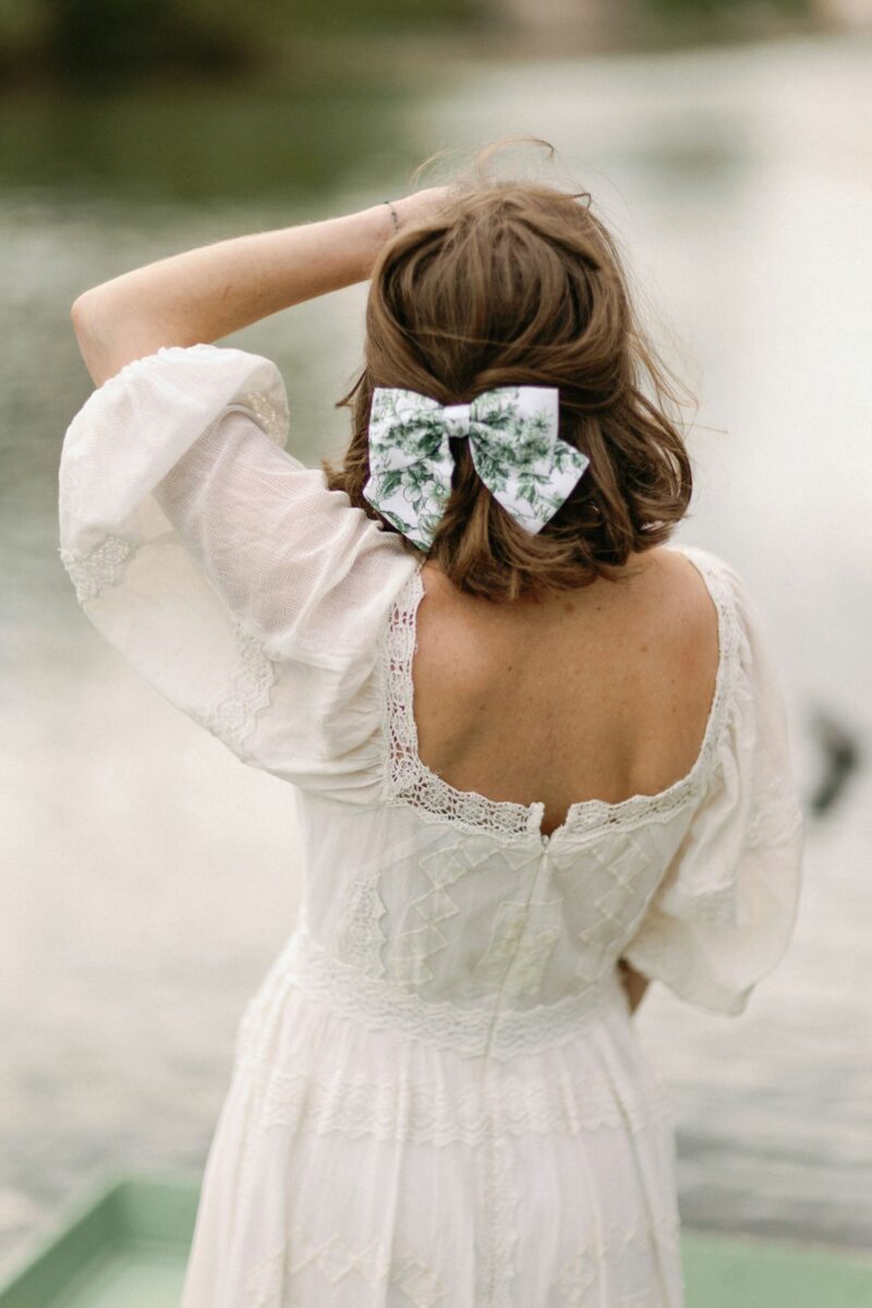 ROMANTIC HAIR BOW CLIP