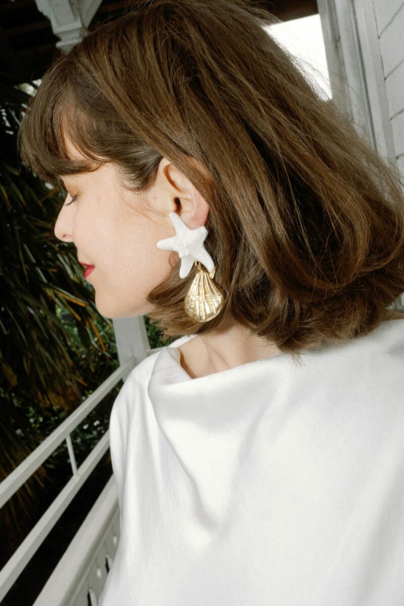 WHITE STARFISH HANDMADE EARRINGS